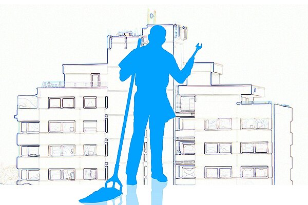 blau gemalter Mann mit Wischmopp vor Häuserfront